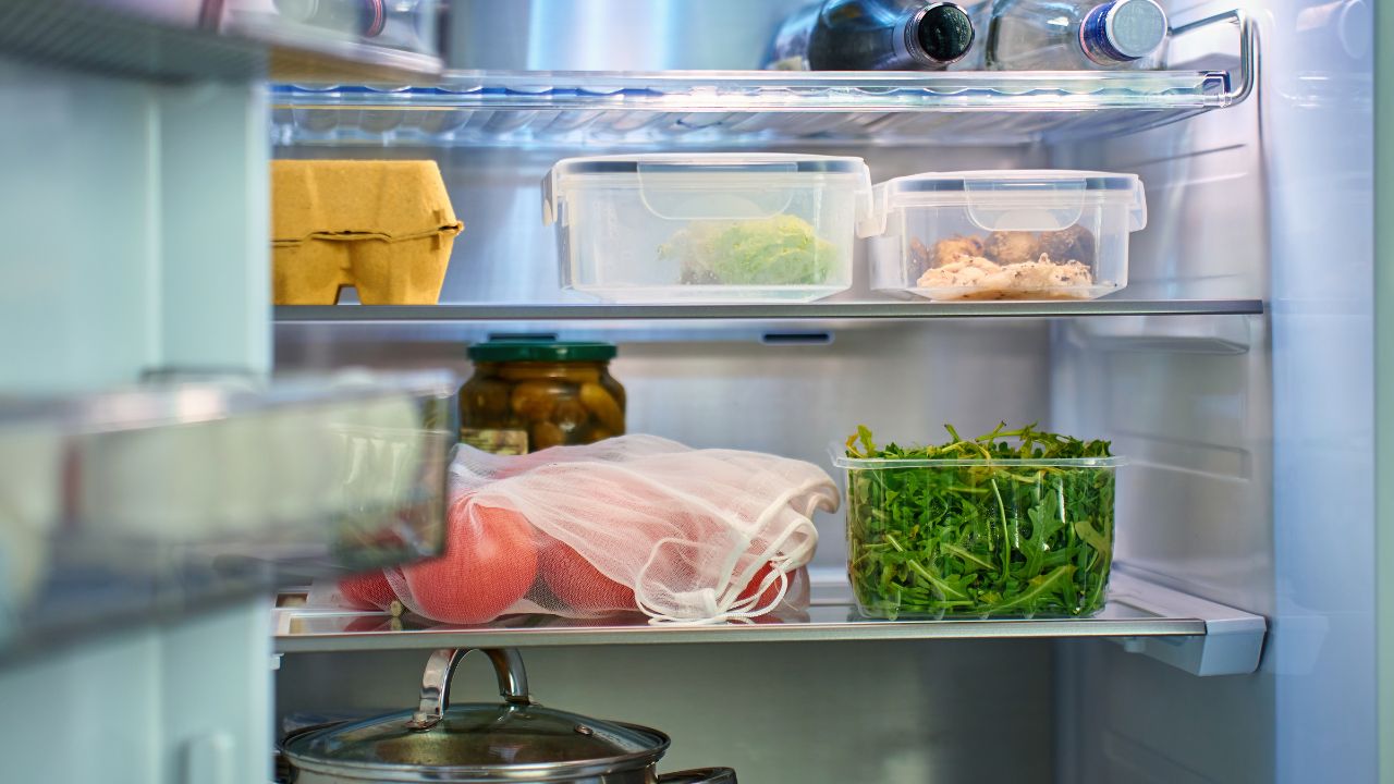 冷蔵庫|食費を抑えるなら必須