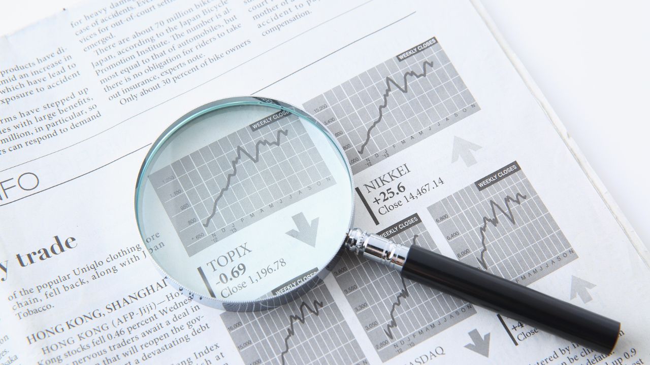 買いポケマガジン97 - 12月は株主優待の“ボーナス月”！日常生活で使える優待5選